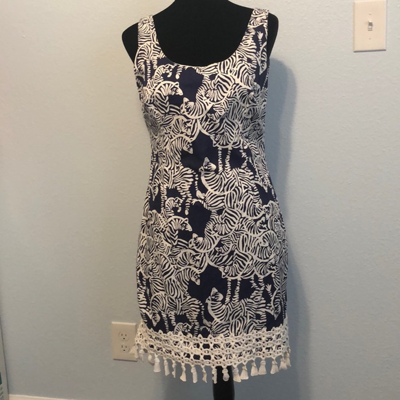 Lilly Pulitzer Dresses & Skirts - Lilly Pulitzer I Herd You Thompson Shift